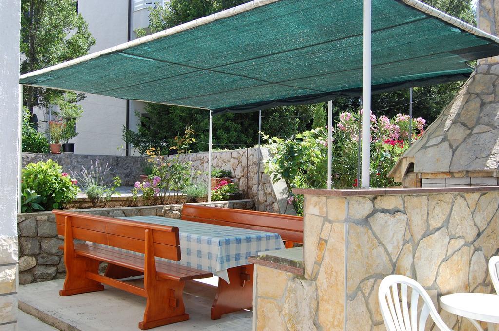 Apartments Klic Malinska Luaran gambar