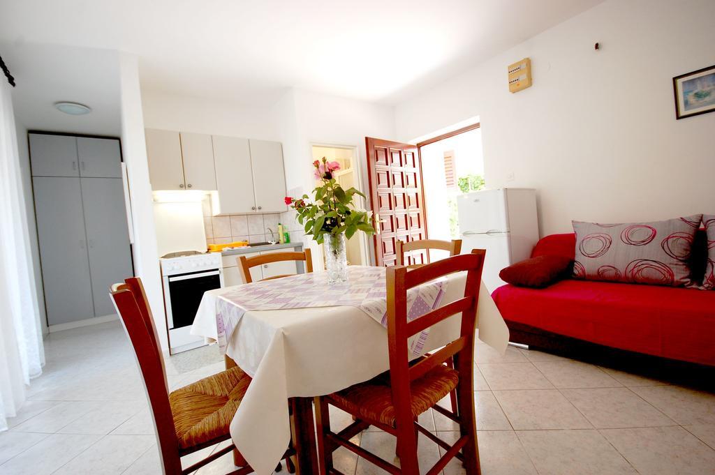 Apartments Klic Malinska Luaran gambar