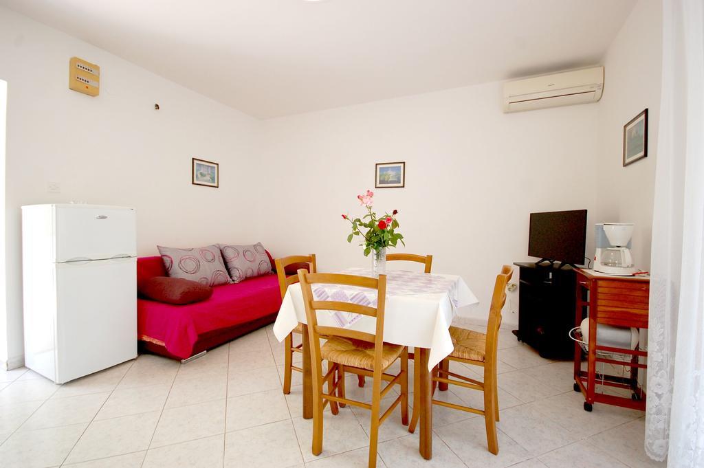 Apartments Klic Malinska Luaran gambar