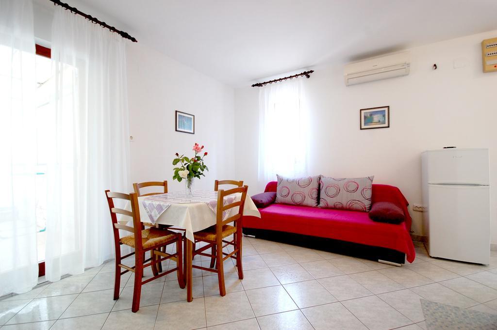 Apartments Klic Malinska Luaran gambar